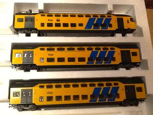 Lima HO Netherlands double dekker coaches set in mint condition