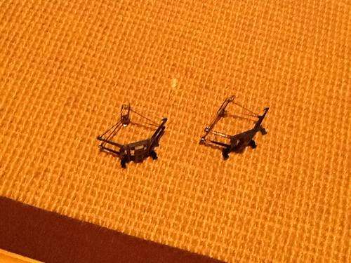 Lima HO SAR pantographs in fair condition small springs missing