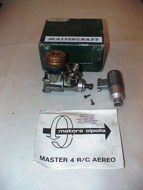 MASTERCRAFT 4 AEROPLANE PETROL MOTOR IN GOOD CONDITION, NEEDS TLC, MOTOR DOES TURN. MADE IN ITALY