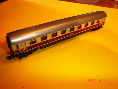 MINITRIX TRIX N GAUGE 3015 TEE Av m 1st CLASS PASSENGER COACH 140mm LONG TEE IN EXCELLENT CONDITION