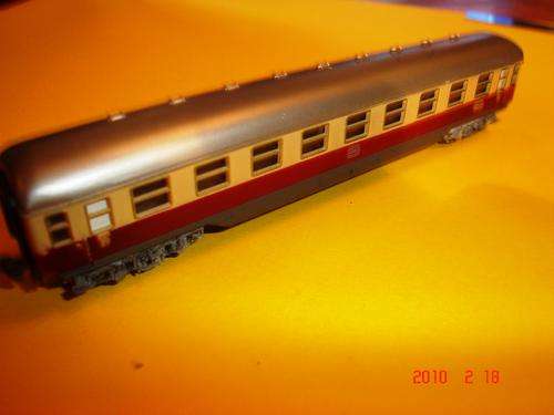 MINITRIX TRIX N GAUGE TEE 1st CLASS PASSENGER COACH 135mm LONG TEE IN EXCELLENT CONDITION