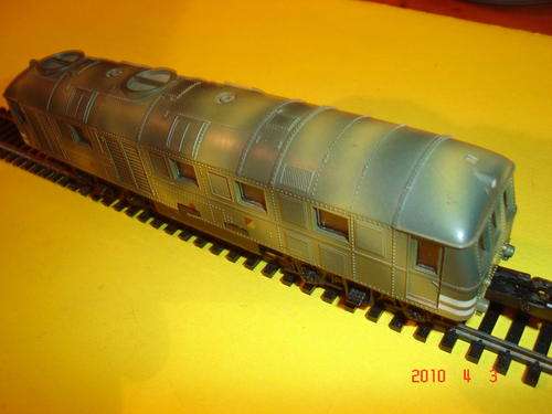 LIFE-LIKE HO GAUGE MILITARY DIESEL LOCO IN EXCELLENT CONDITION