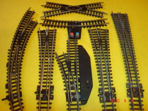 MINITRIX/PECO N GAUGE VARIOUS POINTS ETC IN FAIR CONDITION.