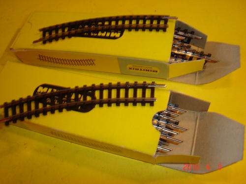MINITRIX N GAUGE 4924 CURVED TRACK X 2 BOXES TOTAL 20 LENGTHS IN MINT BOXED CONDITION.