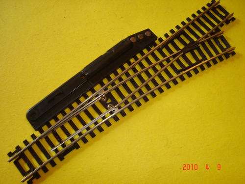 ROCO HO GAUGE 4534 RIGHT HAND SET OF ELECTRIC POINTS IN FAIR CONDITION.