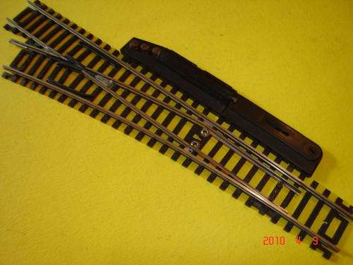 ROCO HO GAUGE 14534 LEFT HAND SET OF ELECTRIC POINTS IN FAIR CONDITION.