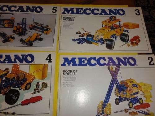 MECCANO INSTRUCTION BOOKS 1978 NO. 1, 2, 4, 5. AND SPACE IN EXCELLENT CONDITION