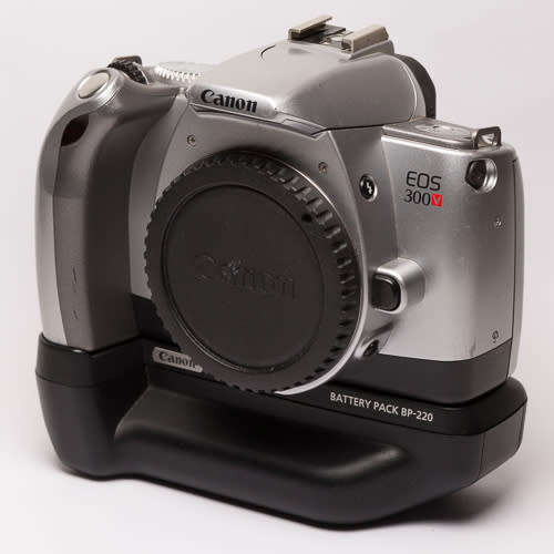 Canon EOS 300V with BP-220 and lens