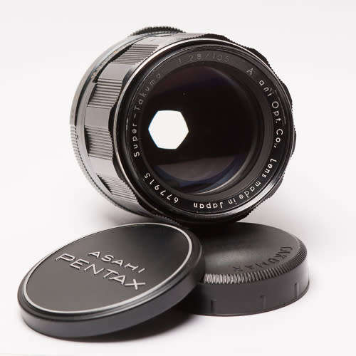 Super Takumar 105mm f2.8 (M42)