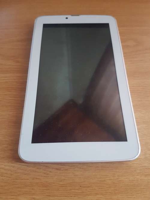 Blackweb Dion Wired Tablet