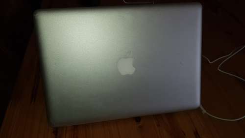 MacBook Pro `Core i5` 2.5 13` Mid-2012, 4GB RAM 500GB - Cracked Screen