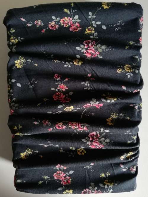 ADULT FACE BUFF x BLACK WITH FLORAL