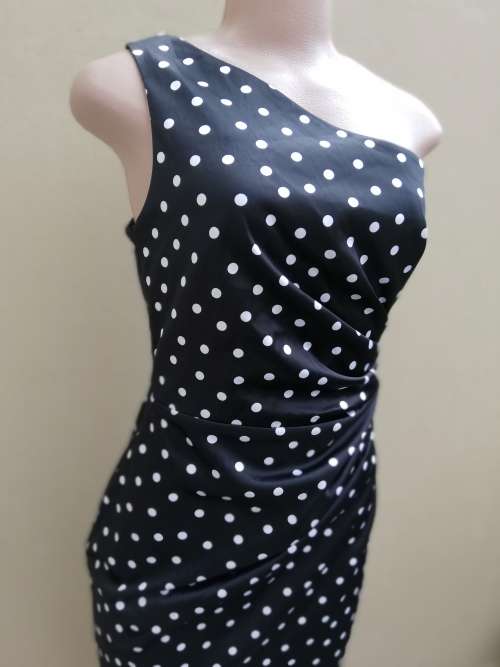 BLACK AND WHITE SATIN COCKTAIL DRESS (12)