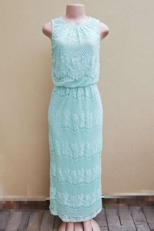 MINT GREEN LACE MAXI DRESS (28-30 XS)  FULLY LINED