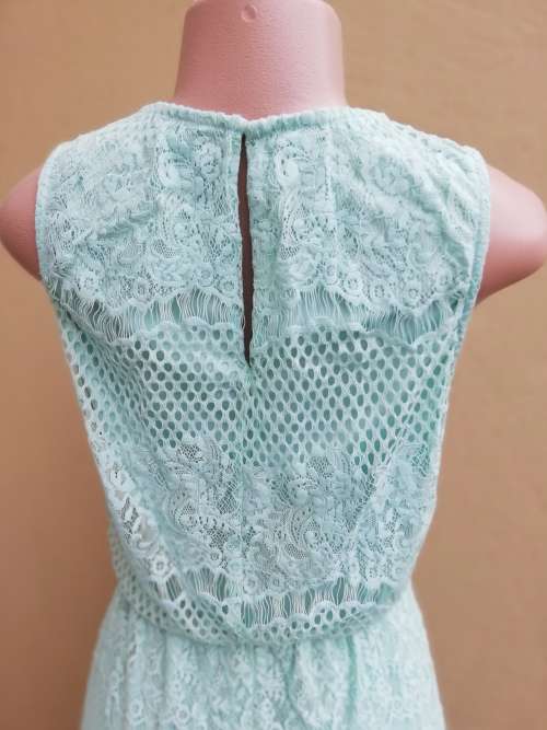 MINT GREEN LACE MAXI DRESS (28-30 XS)  FULLY LINED
