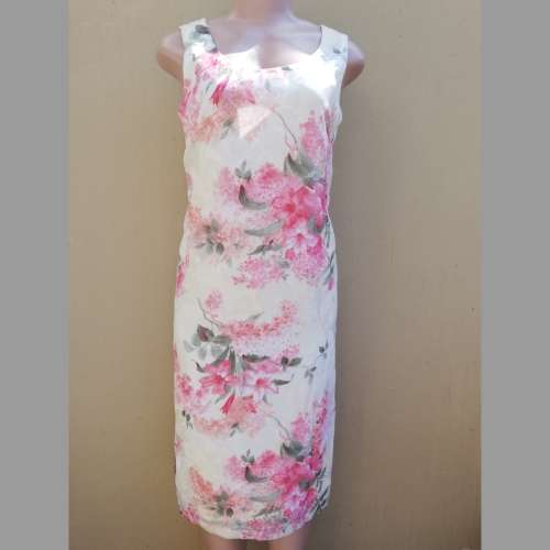 CREAM & PINK FLORAL CHIFFON DRESS - DAWN JOY (6)