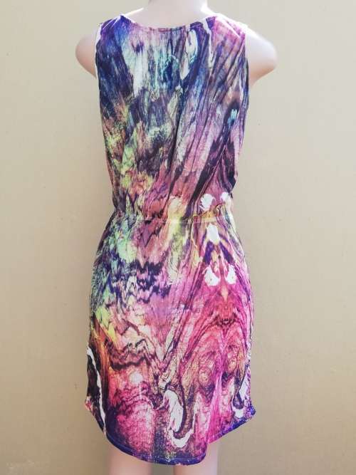 ** SALE ** MULTICOLOR CASUAL / BEACH DRESS (M)
