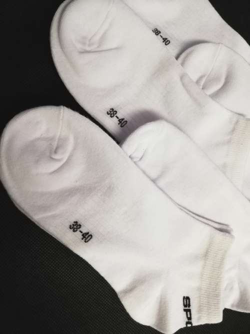 MENS / BOYS ANKLE SOCKS - 5 PAIRS WHITE 38-40 (6-8)