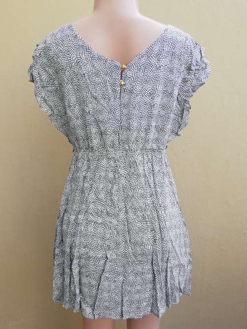 BLACK & WHITE COTTON DRESS - MEDIUM
