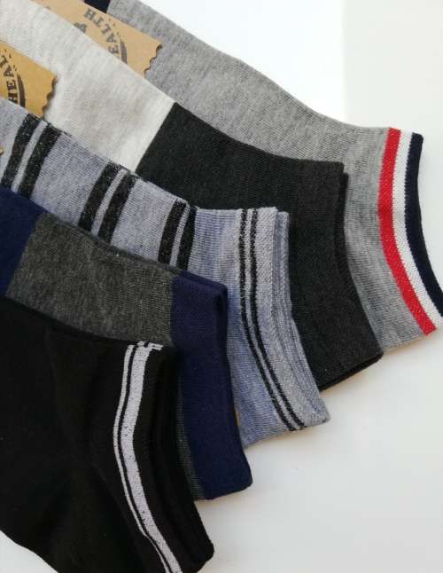 MENS ANKLE SOCKS - 5 PAIRS DIFFERENT DESIGNS