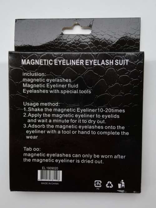 EYELASHES WITH MAGNETIC EYELINER (3 PAIRS IN BOX) 3D 18