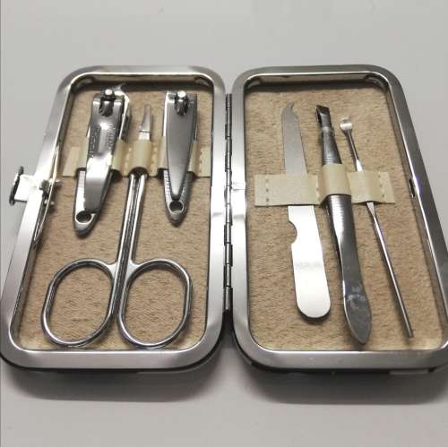 UNICORN MANICURE SET - 6 PIECE MAGICAL