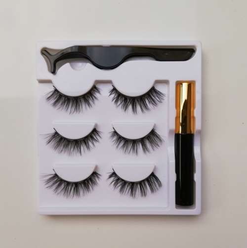 EYELASHES WITH MAGNETIC EYELINER (3 PAIRS IN BOX) 3D 50