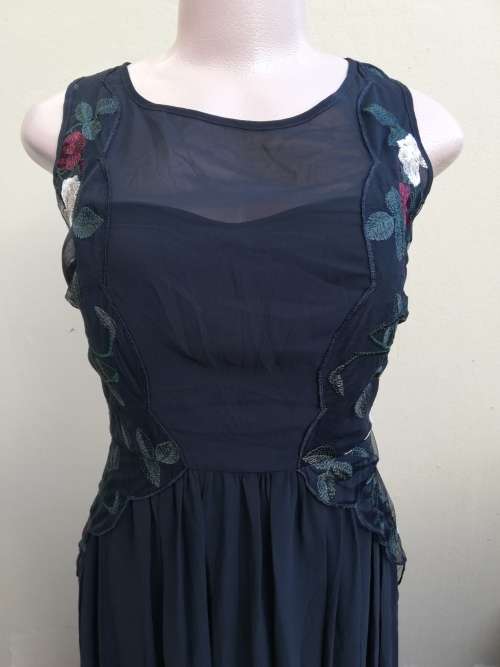 BLACK CHIFFON DRESS WITH EMBROIDERY - MARKS AND SPENCER (16)