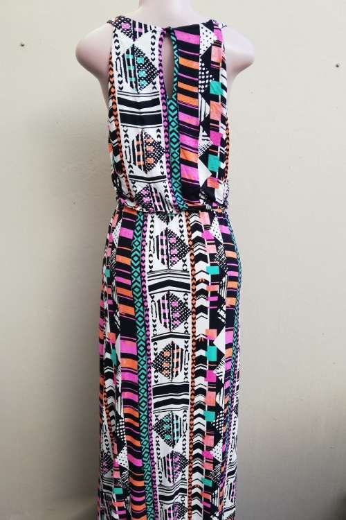 MULTI COLOR MAXI DRESS - MEDIUM
