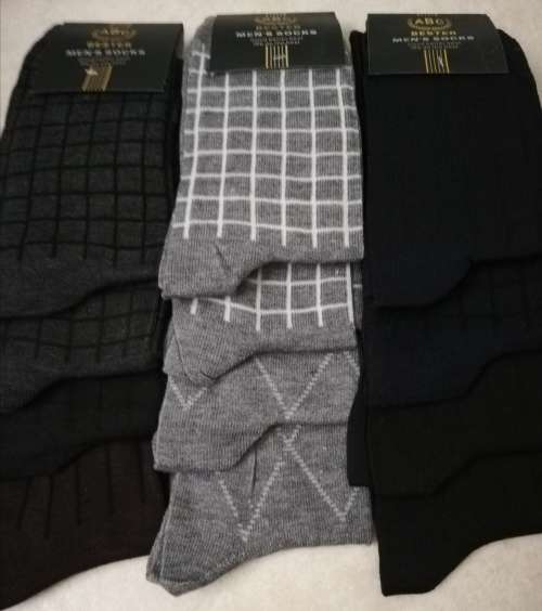 MENS DRESS SOCKS - 12 PAIRS