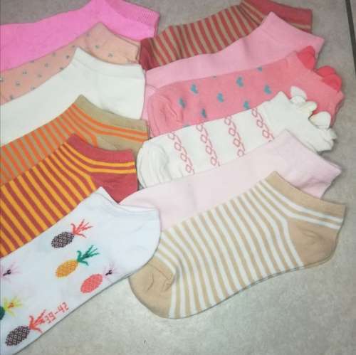 LADIES ANKLE SOCKS - 12 PAIRS MIXED