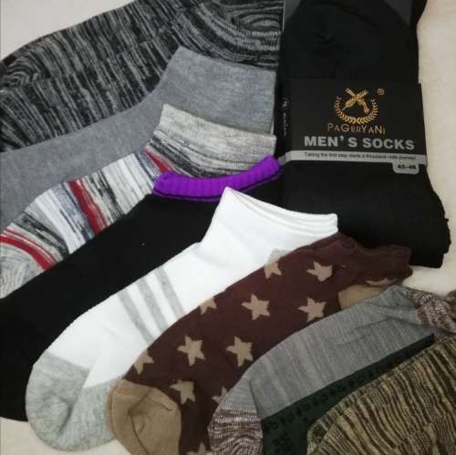 MENS SOCKS - 12 PAIRS MIXED