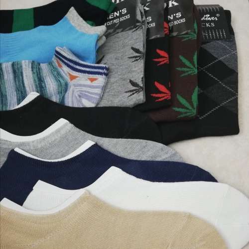 MENS SOCKS - 12 PAIRS MIXED (2 PACKS AVAILABLE)