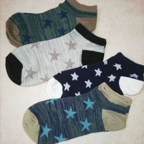 MENS SOCKS - 12 PAIRS (4 MIDCALF . 4 MOTTEE ZCONIA . 4 ANKLE)