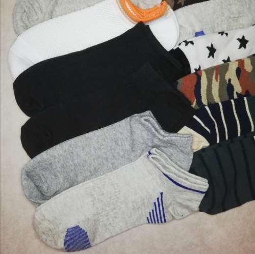 MENS ANKLE SOCKS - 12 PAIRS MIXED
