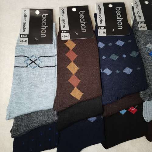 MENS DRESS SOCKS - 12 PAIRS