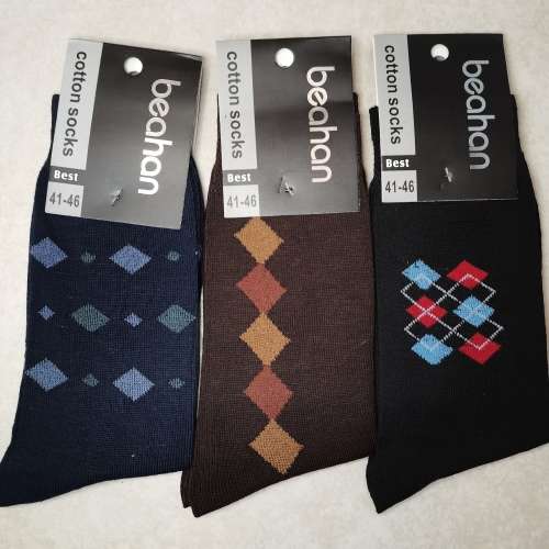 MENS DRESS SOCKS - 12 PAIRS