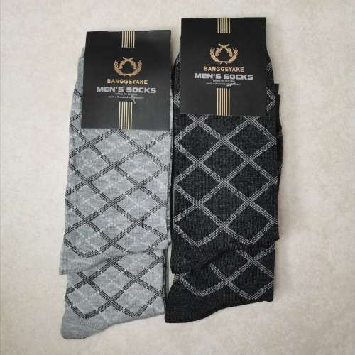 MENS MIDCALF DRESS SOCKS - 12 PAIRS