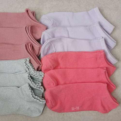 LADIES ANKLE SOCKS - 12 PAIRS MIXED PLAIN