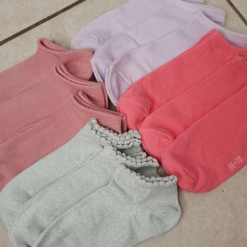 LADIES ANKLE SOCKS - 12 PAIRS MIXED PLAIN