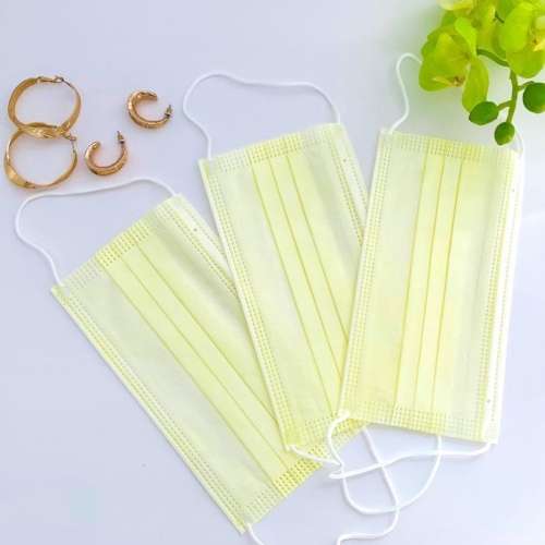 10 DISPOSABLE FACE MASKS - SOFT YELLOW