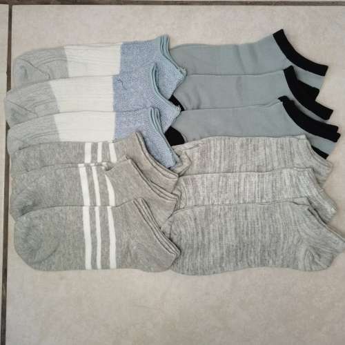 MENS ANKLE SOCKS - 12 PAIRS MIXED