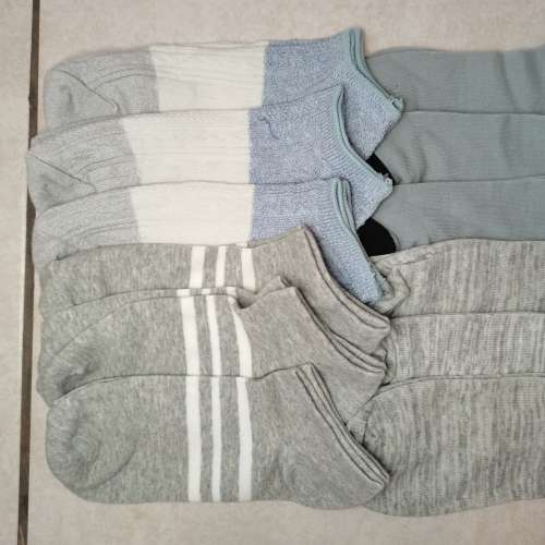 MENS ANKLE SOCKS - 12 PAIRS MIXED