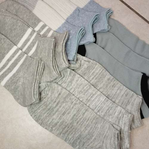 MENS ANKLE SOCKS - 12 PAIRS MIXED
