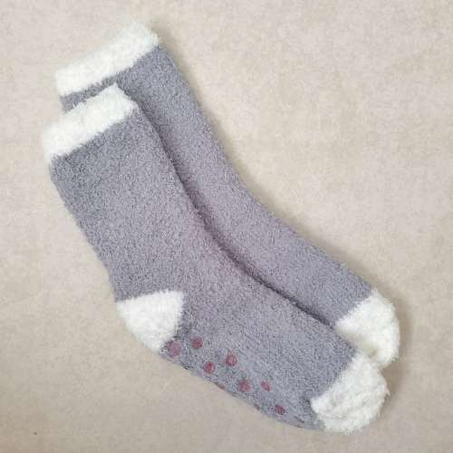 1 PAIR OF SOFT NON SLIP BED SOCKS (12-3)