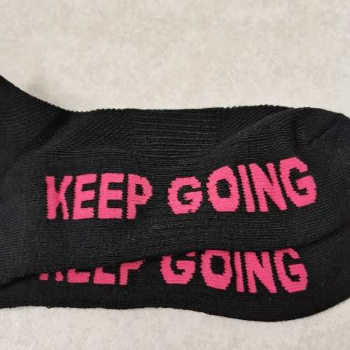 1 PAIR LADIES CUSHIONED ANKLE SOCKS - KEEP GOING