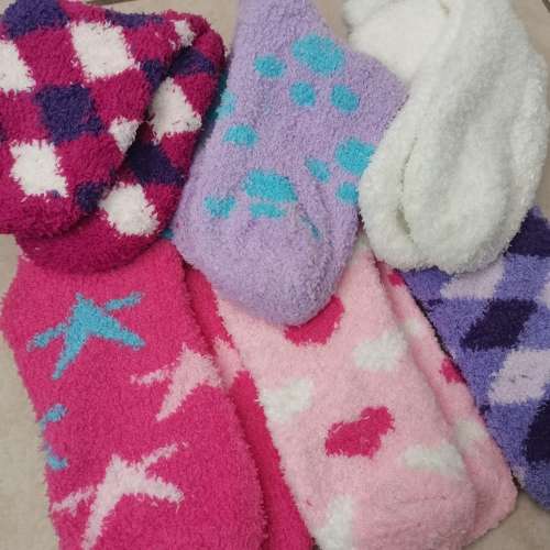 6 PAIRS OF LADIES SOFT WARM WINTER SOCKS