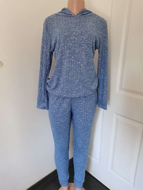 LADIES BLUE HOODIE 2 PIECE (M) BRAND NEW