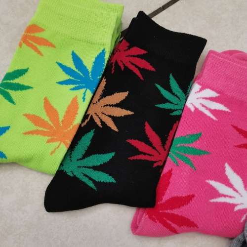 6 Pairs of Unisex Weed Leaf Socks