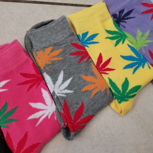 6 Pairs of Unisex Weed Leaf Socks